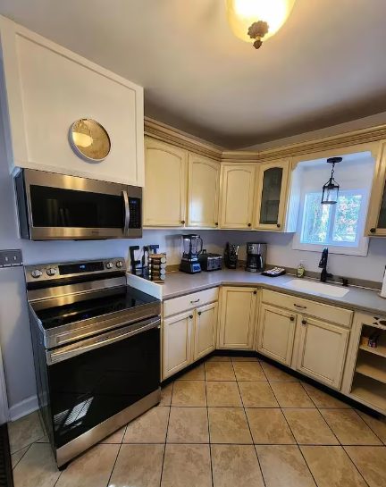 The Heyer House — Kitchen